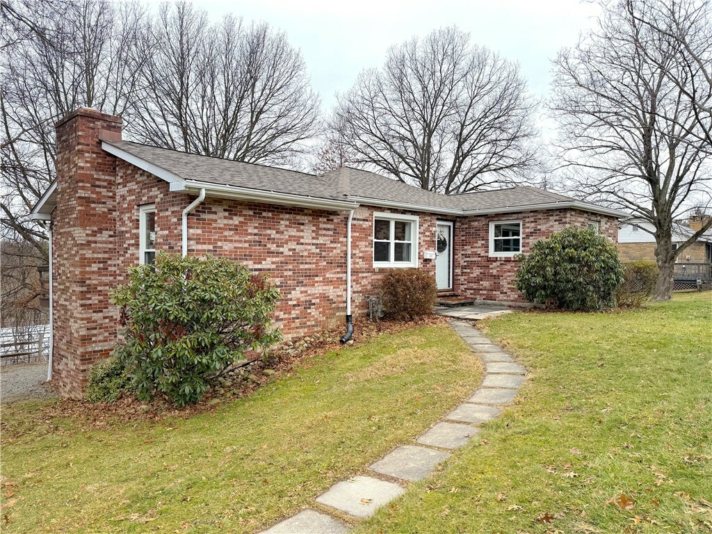 Property Photo:  12180 Longview Drive  PA 15642 