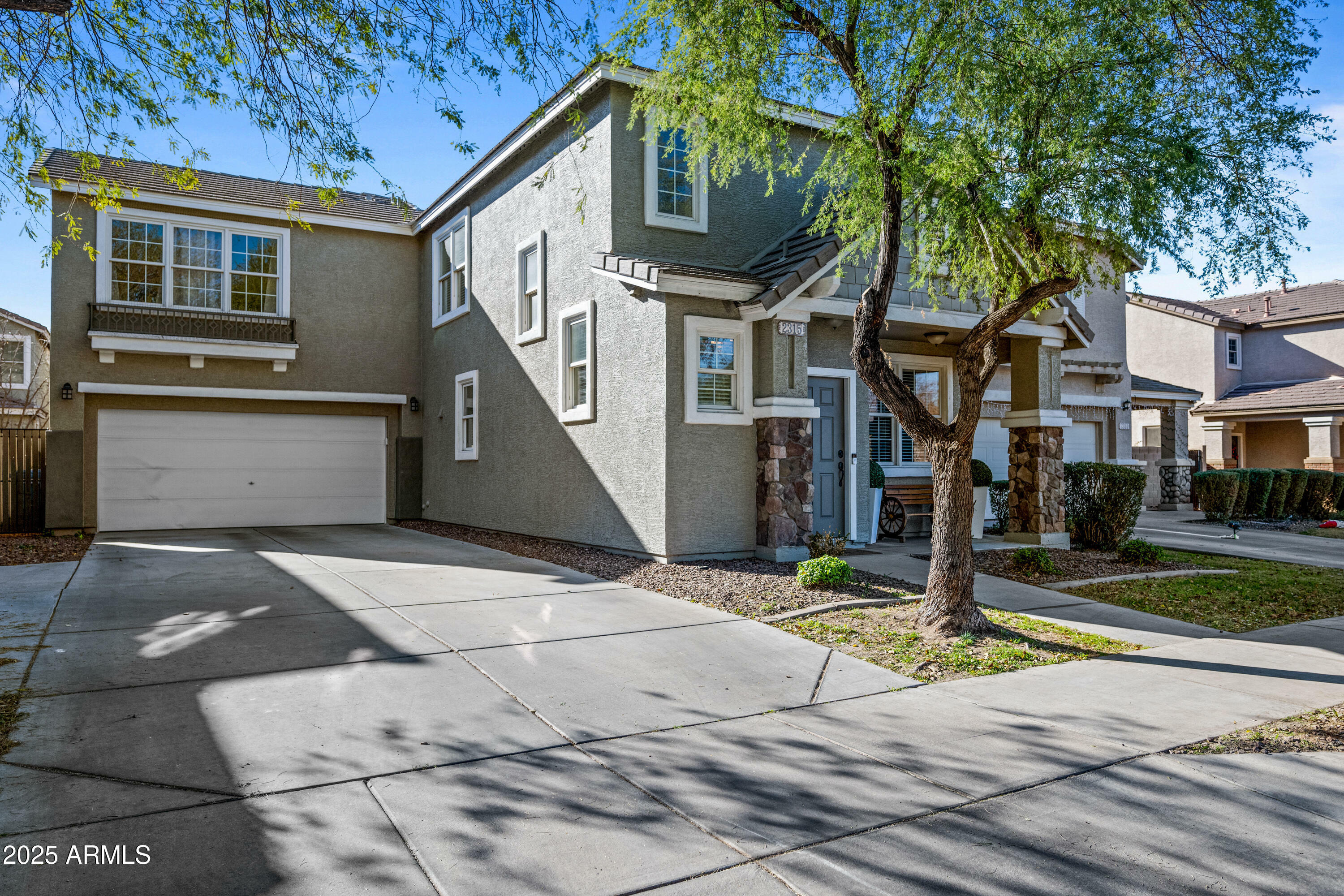 Property Photo: 2315 E Pecan Road AZ 85040