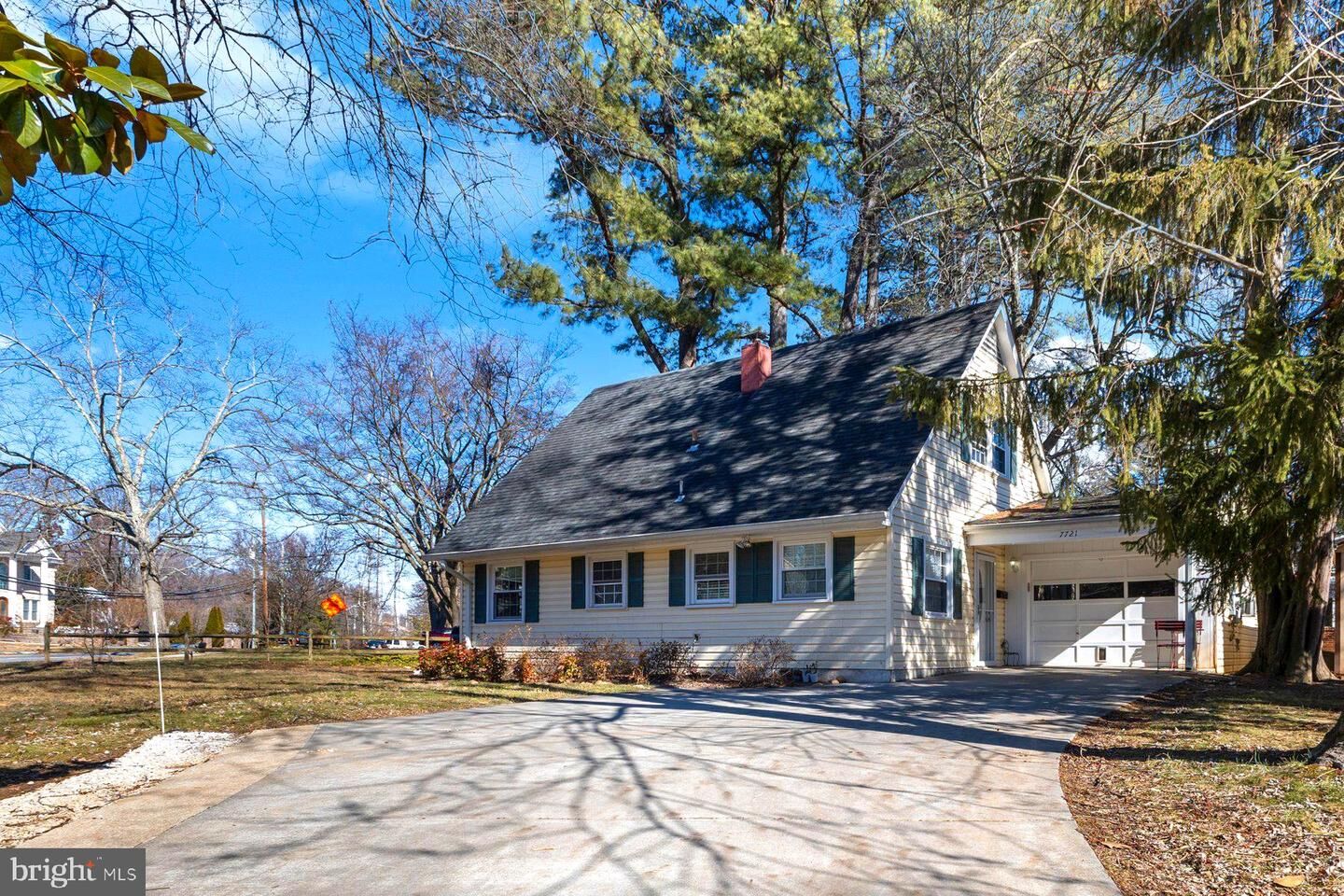 Property Photo:  7721 Shreve Road  VA 22043 