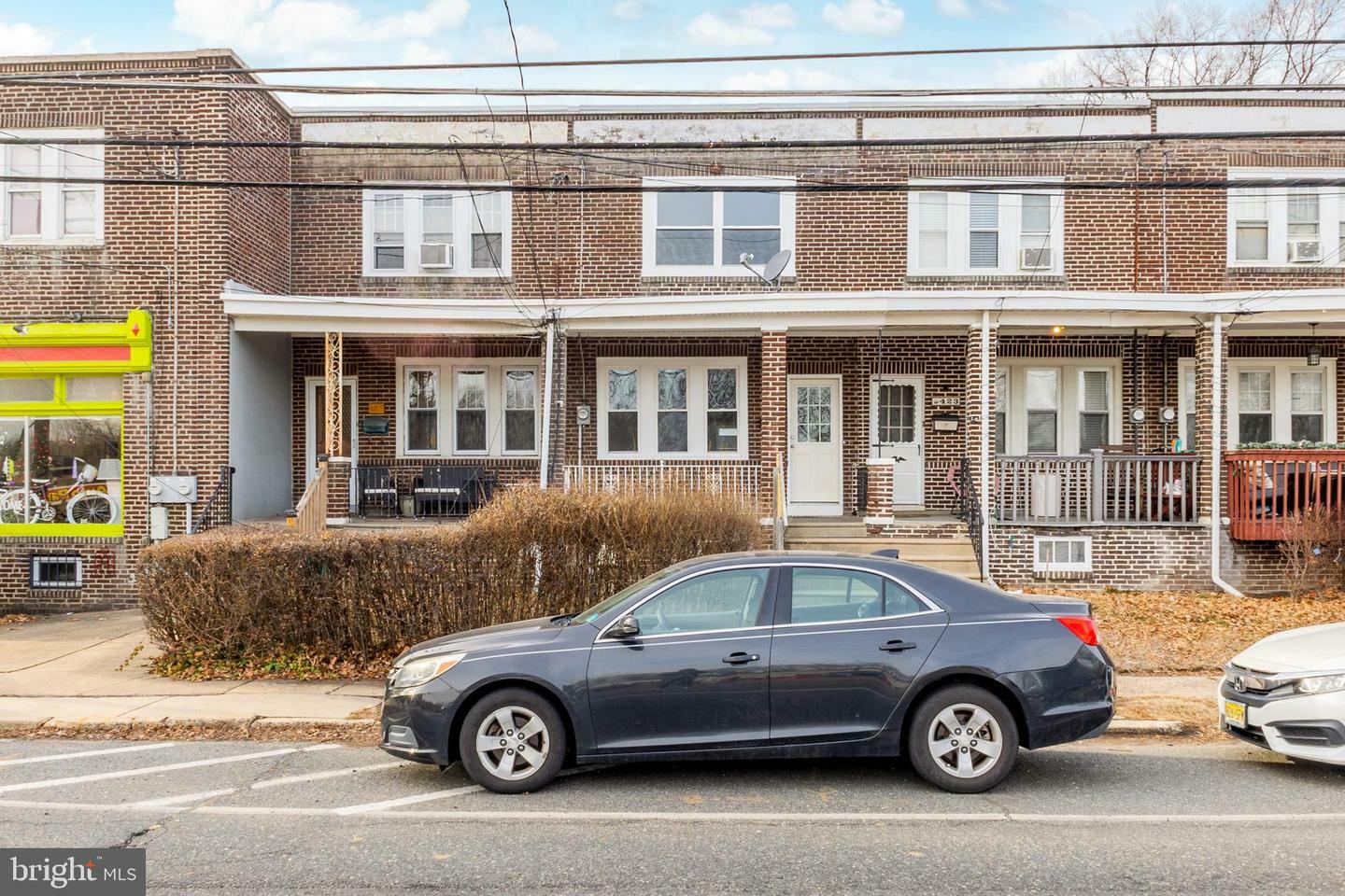 Property Photo:  425 W Cuthbert Boulevard  NJ 08108 