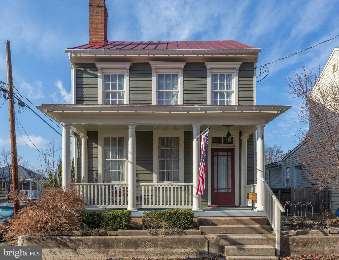 Property Photo:  209 Princess Elizabeth Street  VA 22401 