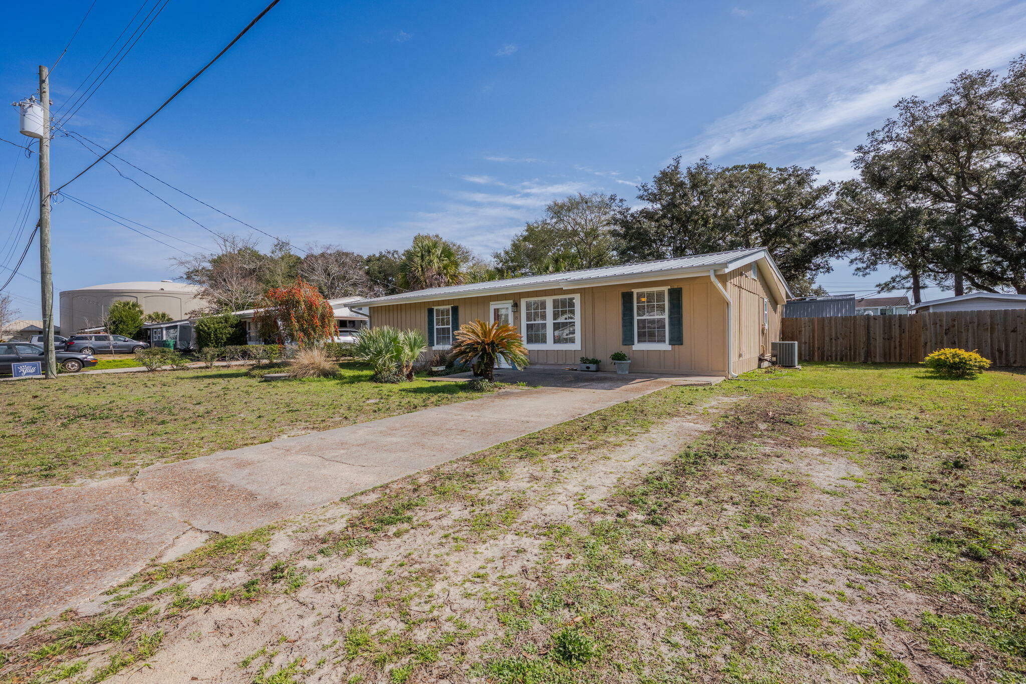 Property Photo:  15 Eglin Street  FL 32547 