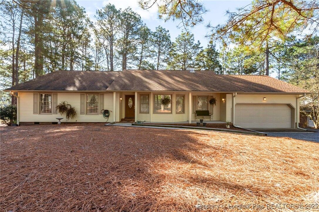 Property Photo: 122 Cambridge Lane NC 27376