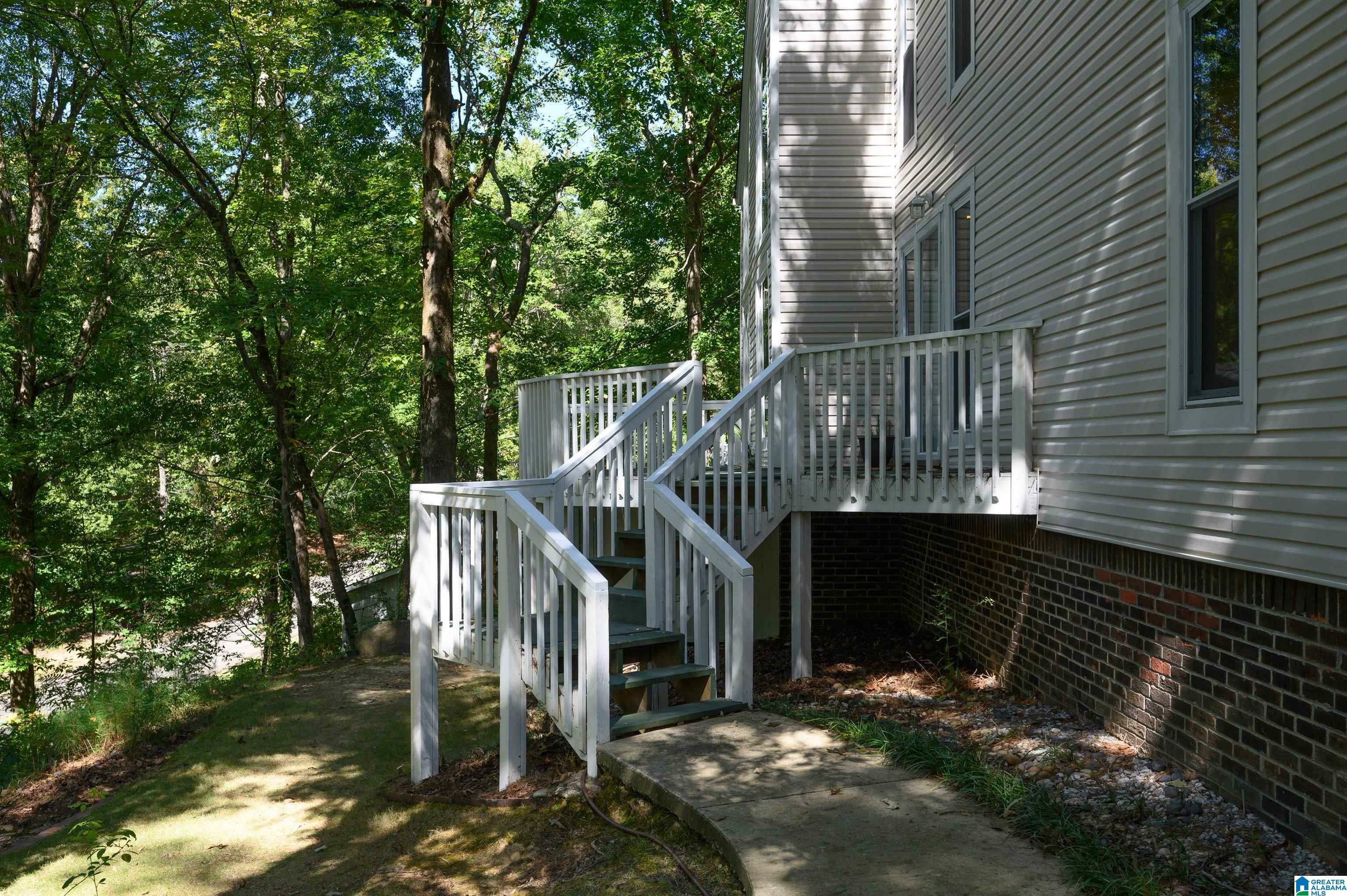 Property Photo:  3025 Panaridge Circle  AL 35216 