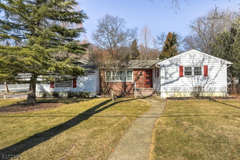 Property Photo:  33 Copperfield Rd  NJ 07076 