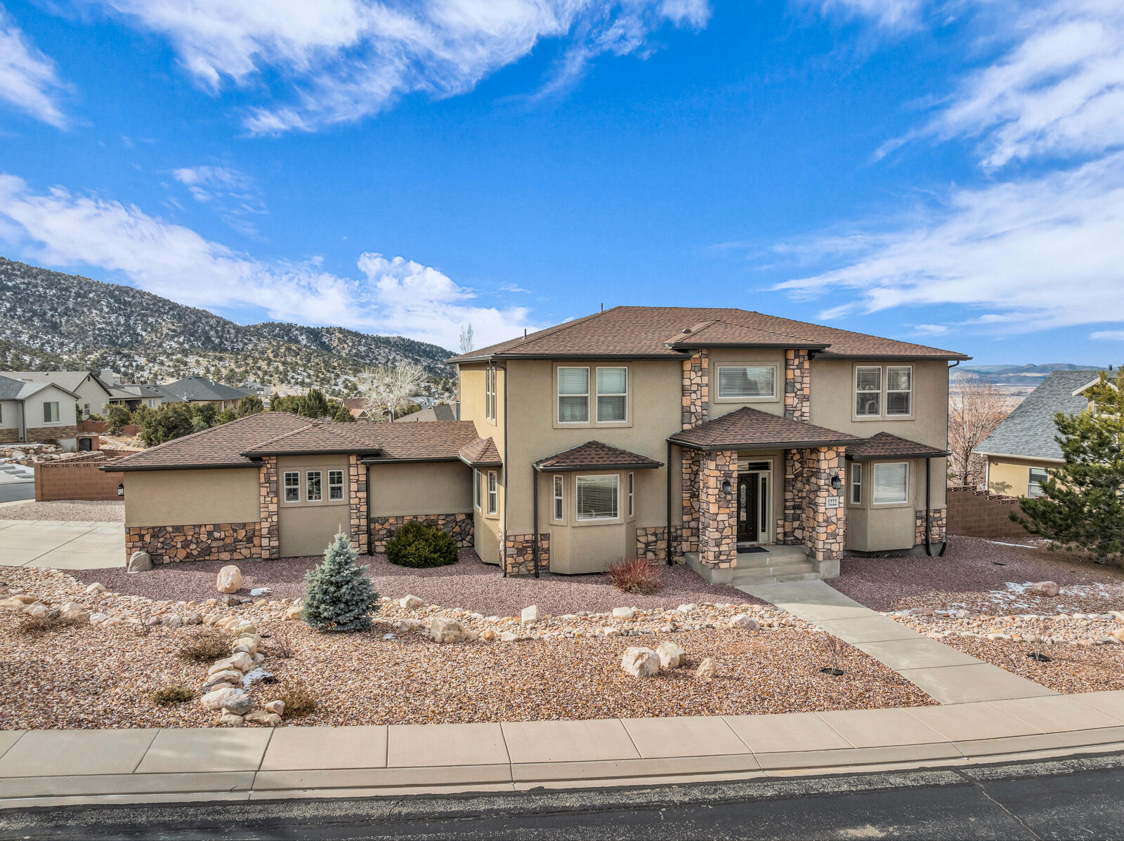 Property Photo:  1222 E Nichlos Canyon Rd  UT 84721 