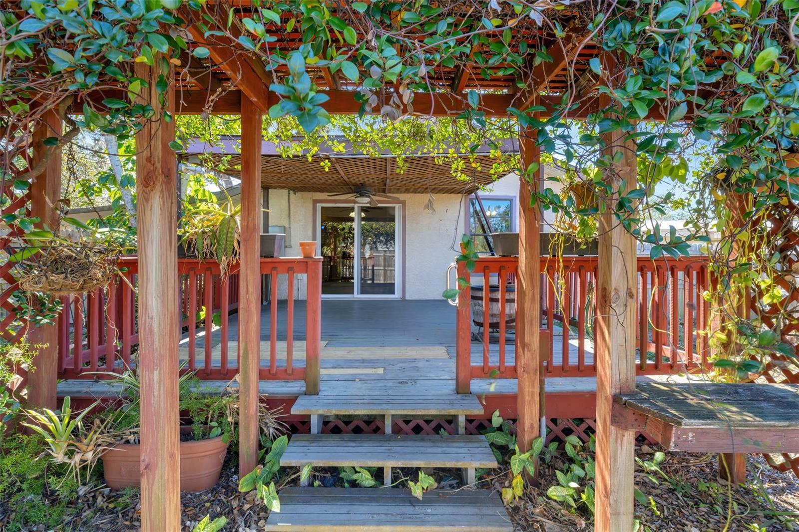 Property Photo: 2635 Arnold Street FL 34231