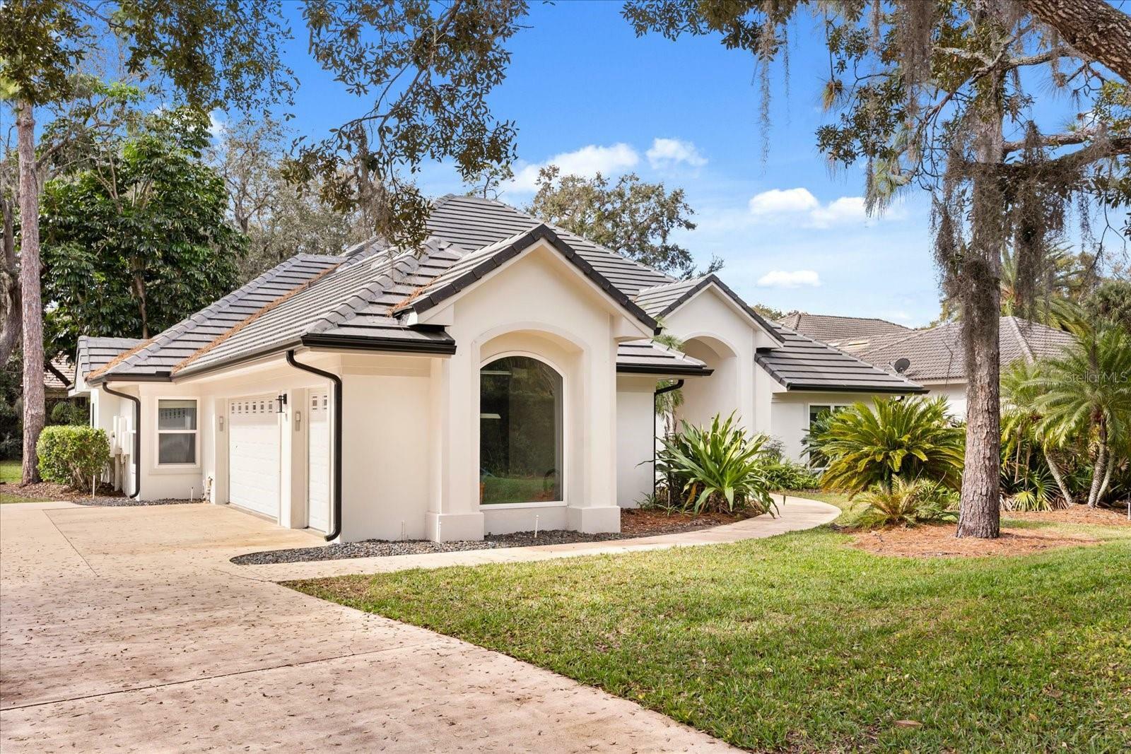 Property Photo:  9308 Thurloe Place  FL 32827 