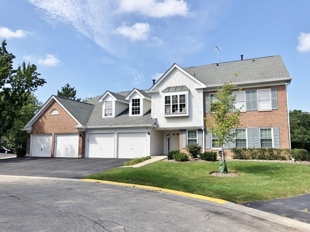 Property Photo: 1001 Butternut Lane D IL 60056