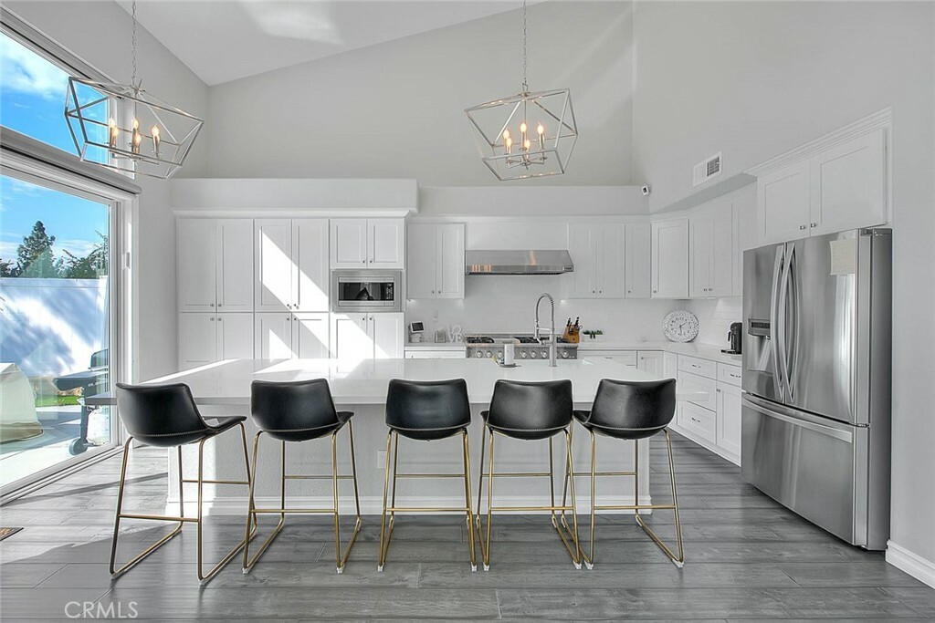 Property Photo:  5761 John Bixby Lane  CA 92887 