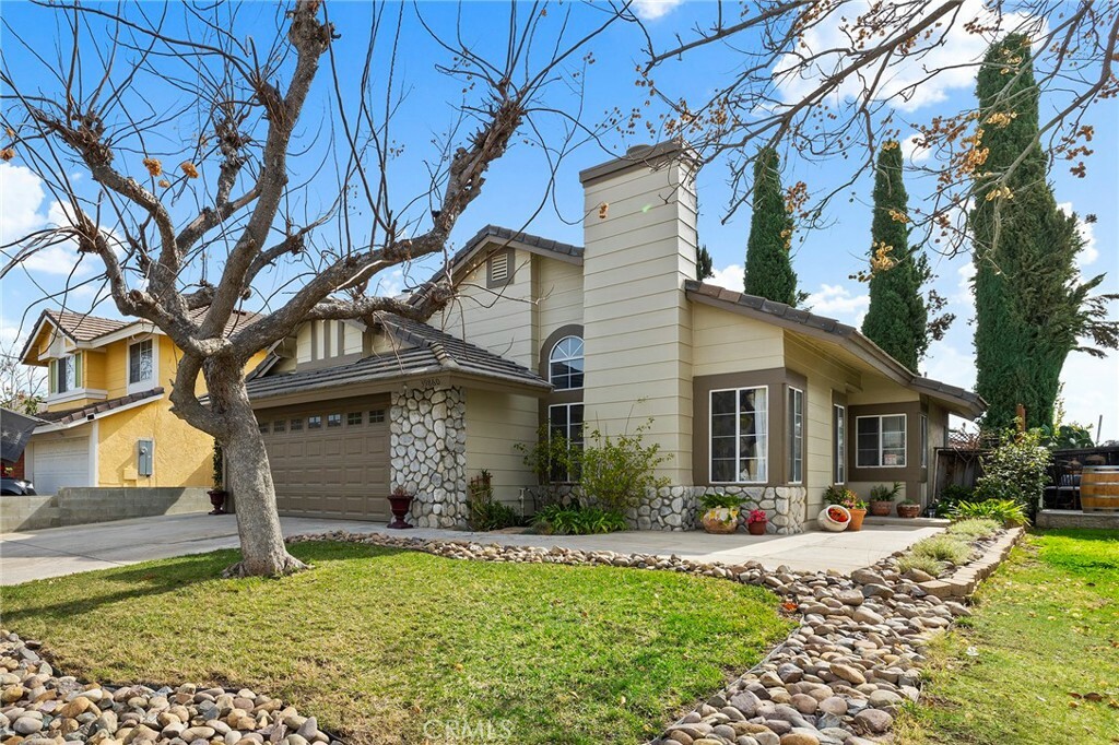 Property Photo:  39860 Teal Drive  CA 92562 