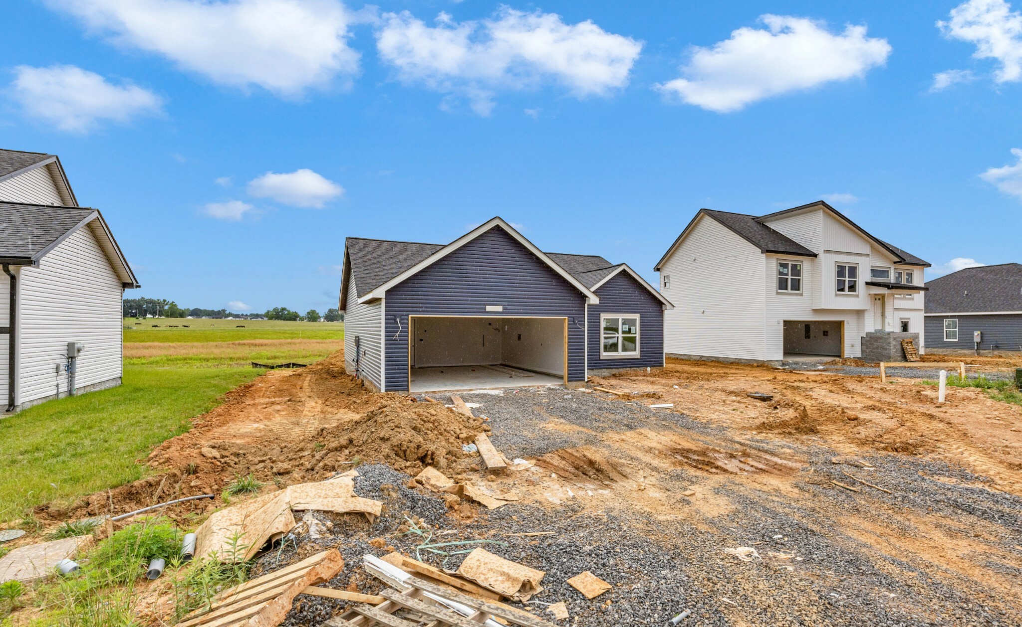 Property Photo: 1006 Cherry Acres Dr TN 37042