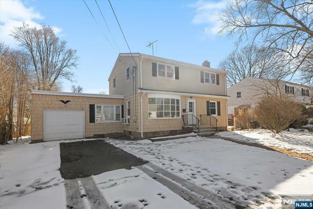 Property Photo:  707 Wilson Court  NJ 07675 