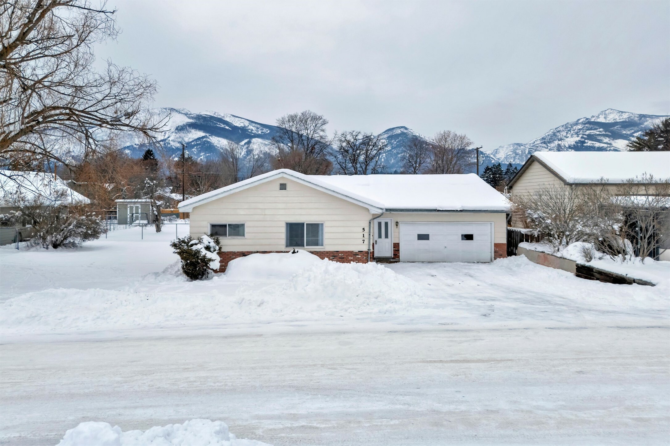 Property Photo:  517 N 6th Street  MT 59840 