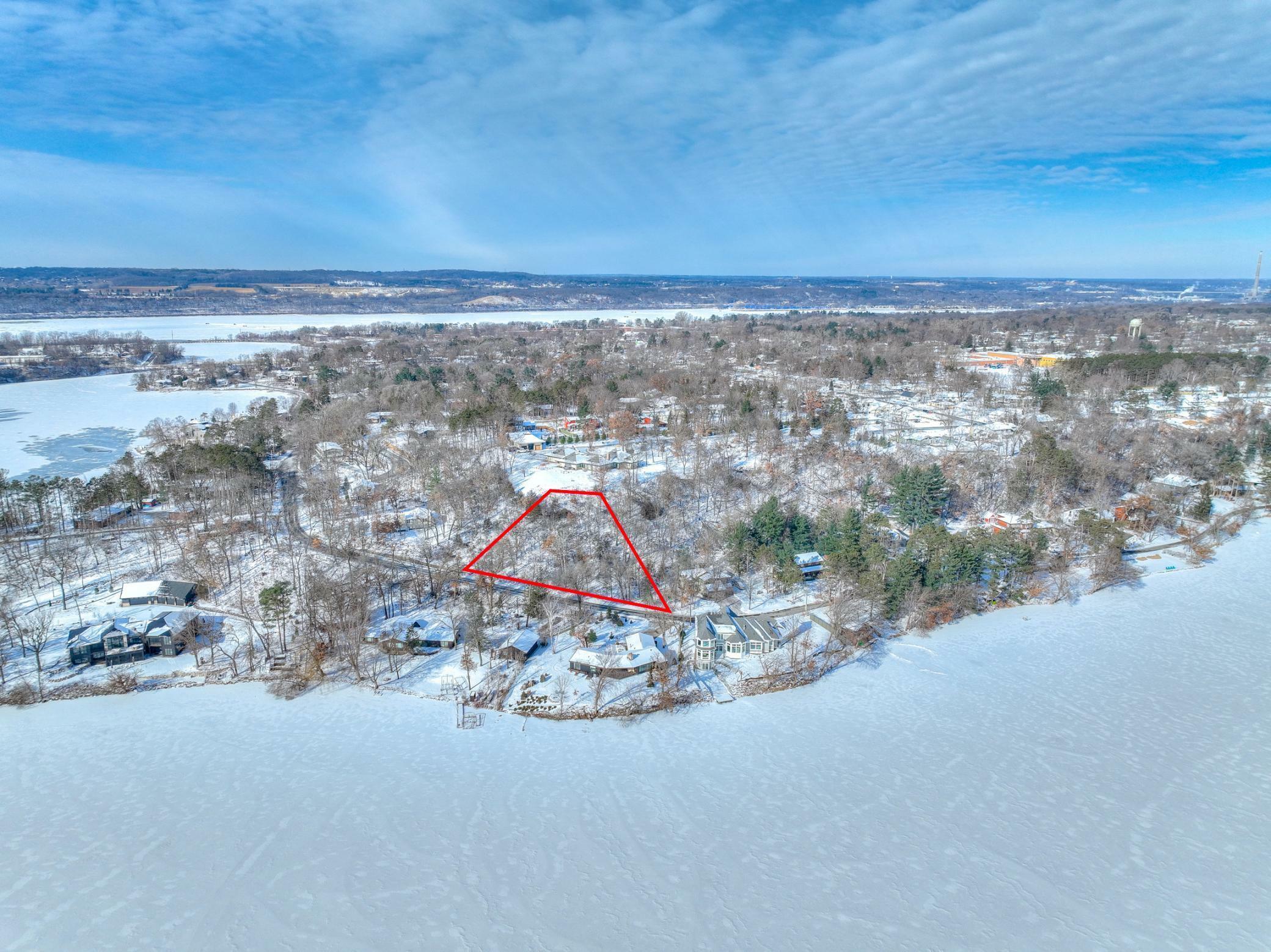 Property Photo: 1205 Riverside Drive N WI 54016