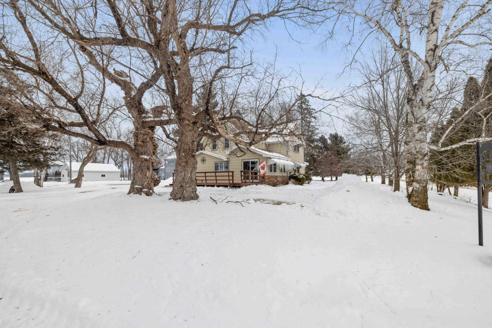 Property Photo: 44655 Red Oak Road MN 56479
