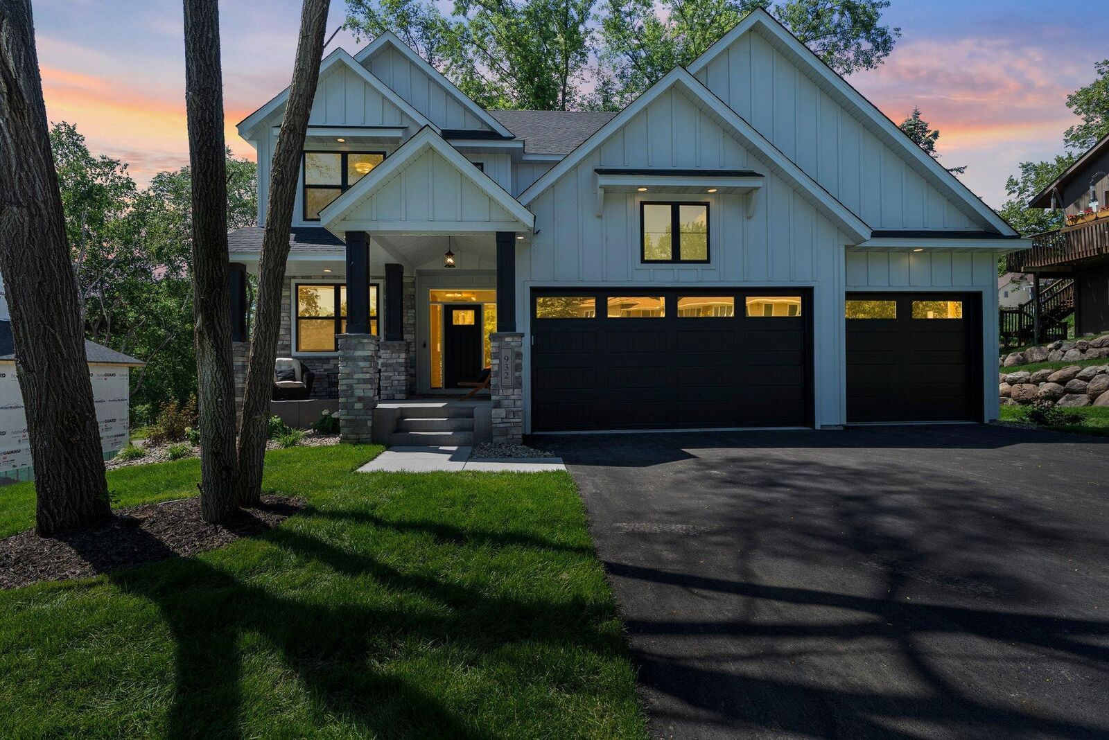 Property Photo: 932 Orchard Lane MN 55113