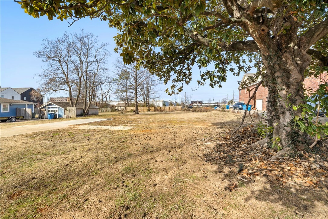 Property Photo:  504 SW E Street  AR 72712 