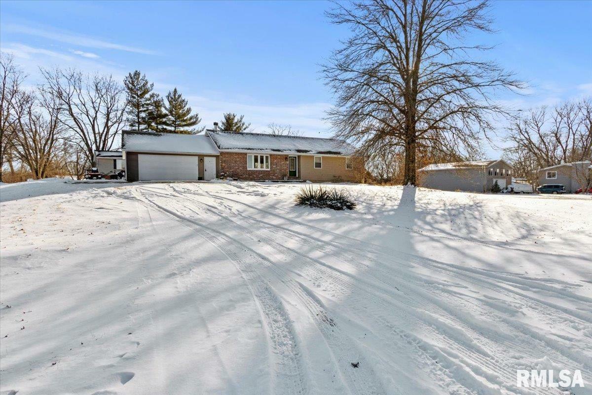 Property Photo:  499 Oak Point Road  IL 61548 