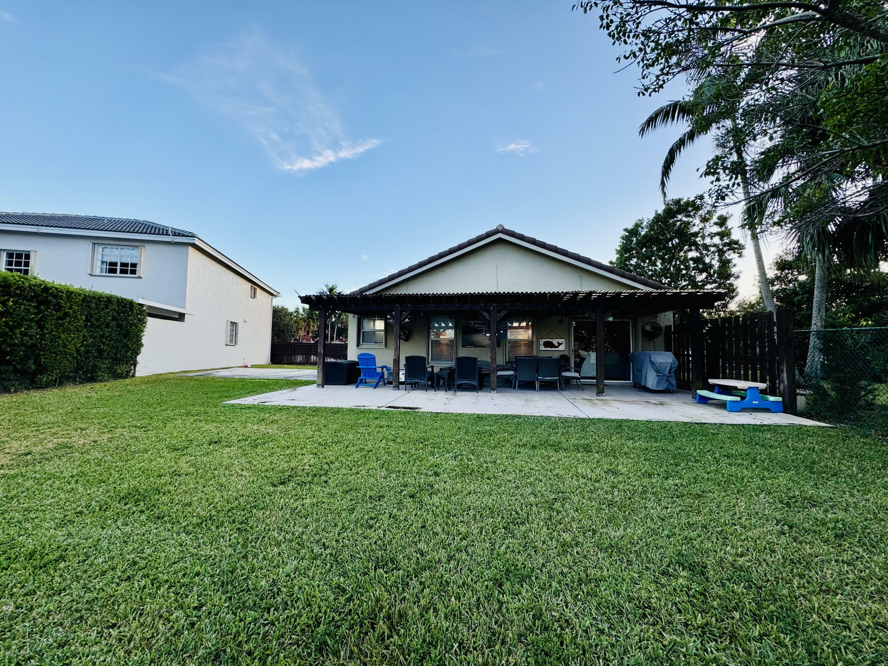 Property Photo:  20315 SW 5th Street  FL 33029 