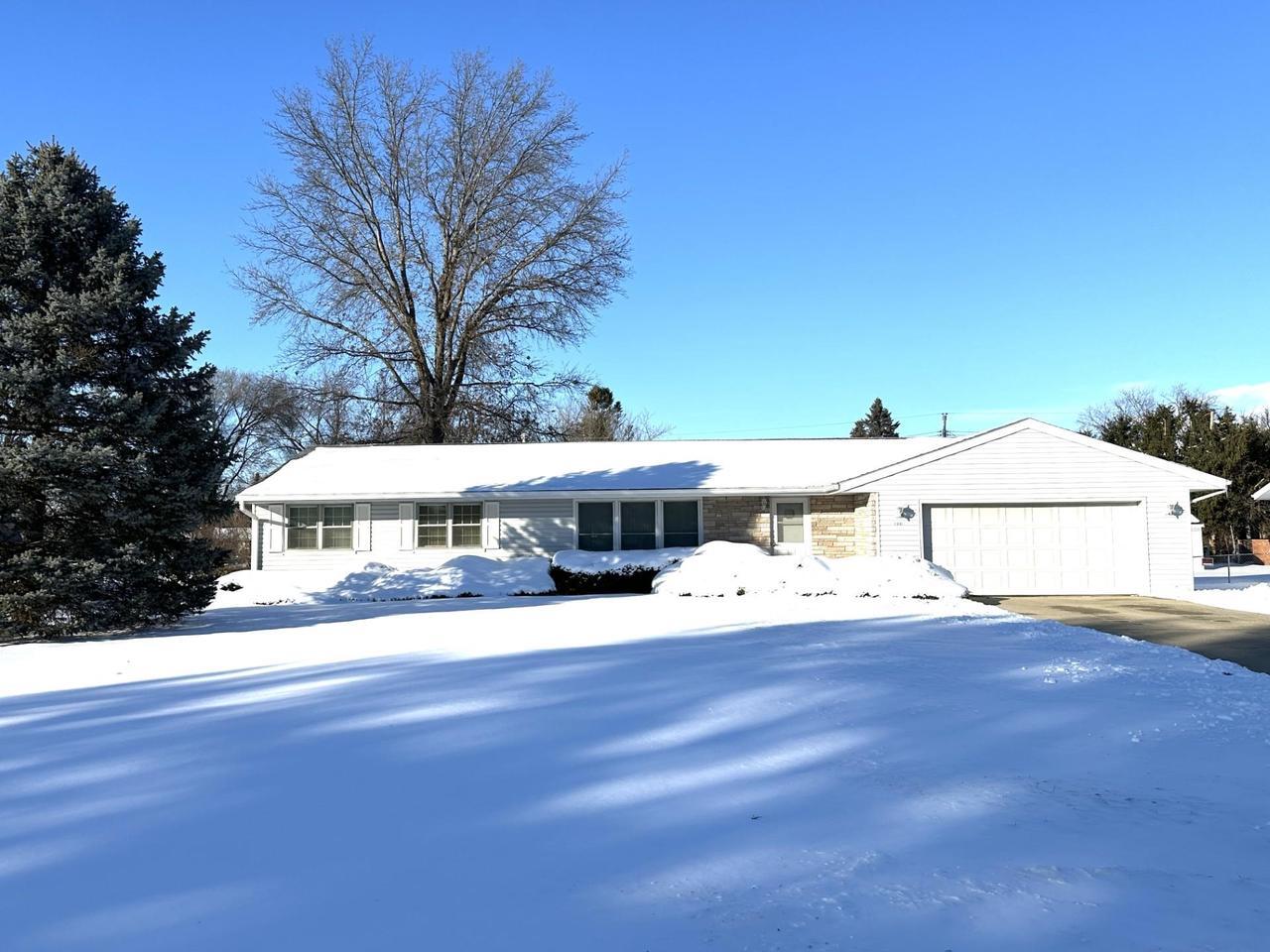 Property Photo:  2231 East West Hart Road  WI 53511 
