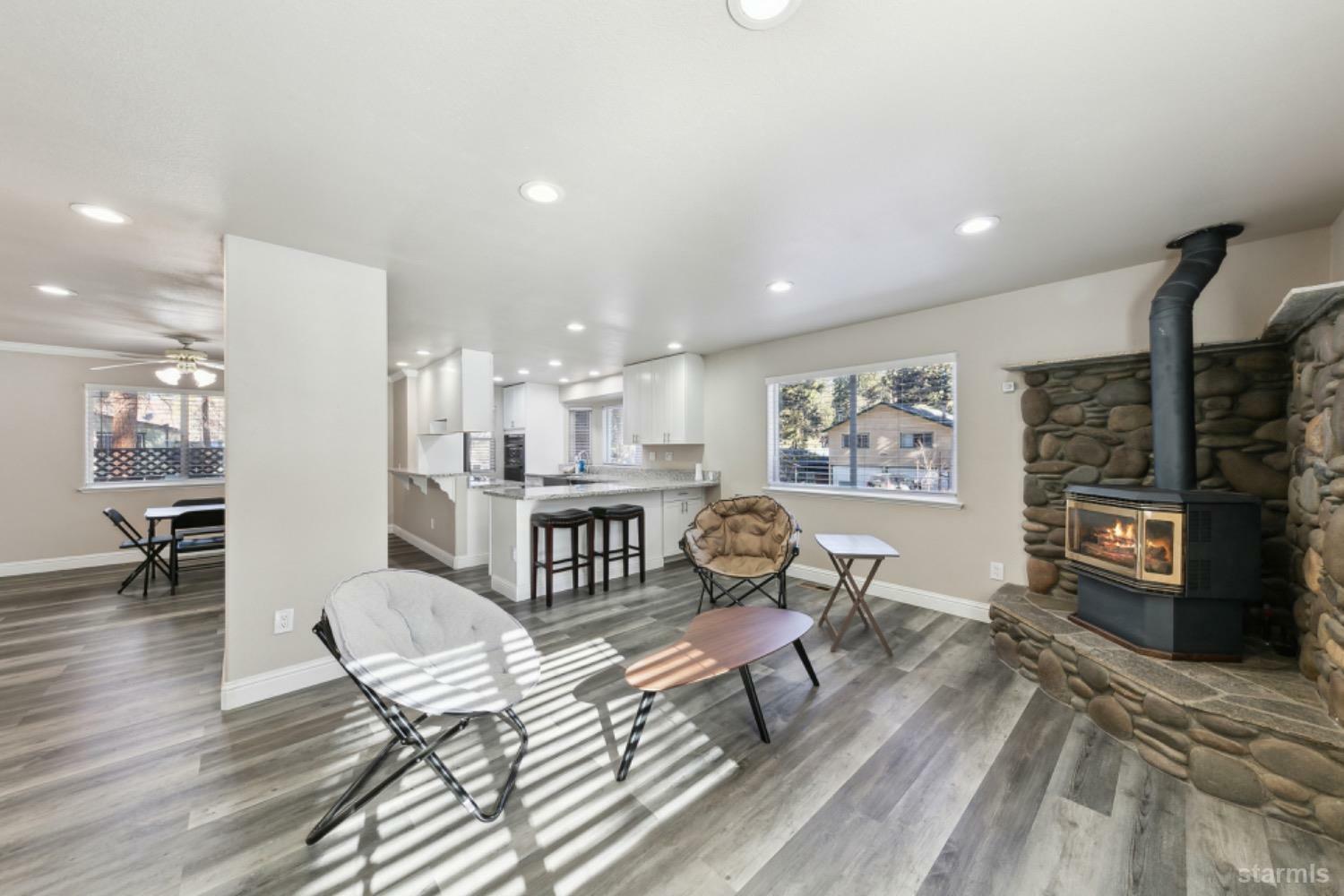 Property Photo: 2543 Knox Avenue CA 96150