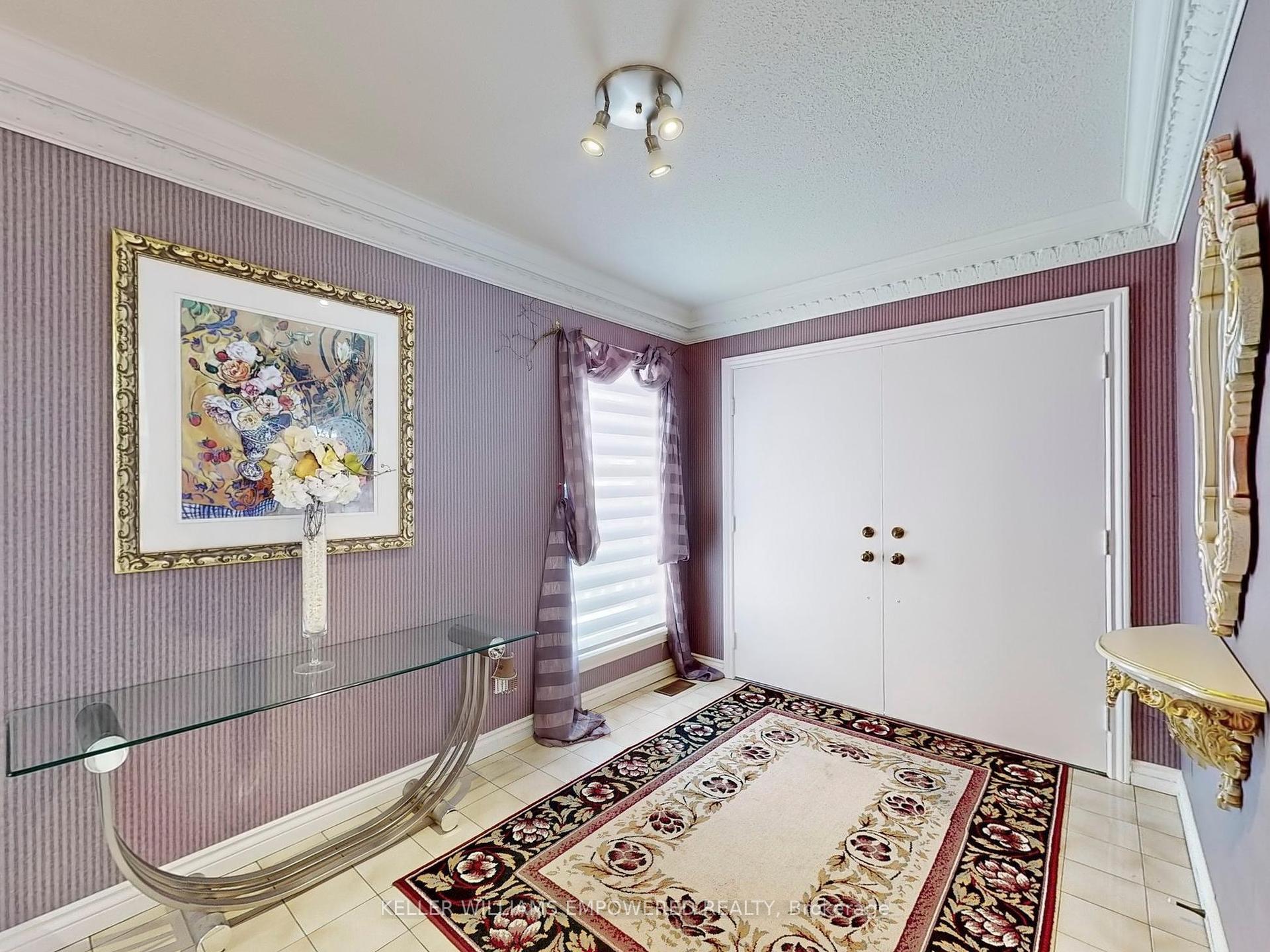 Property Photo: 315 Woodland Acres Crescent ON L6A 1G1