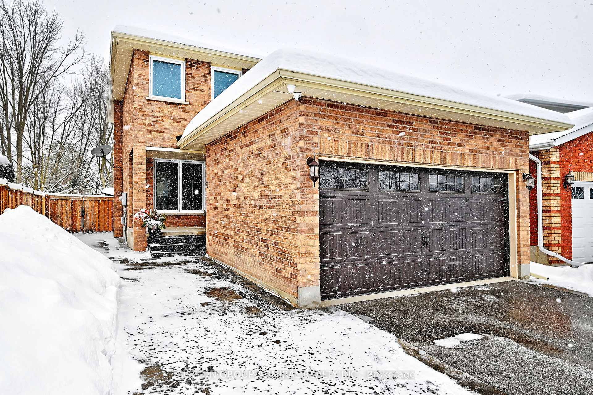 100 Kerr Blvd  New Tecumseth ON L9R 1C6 photo