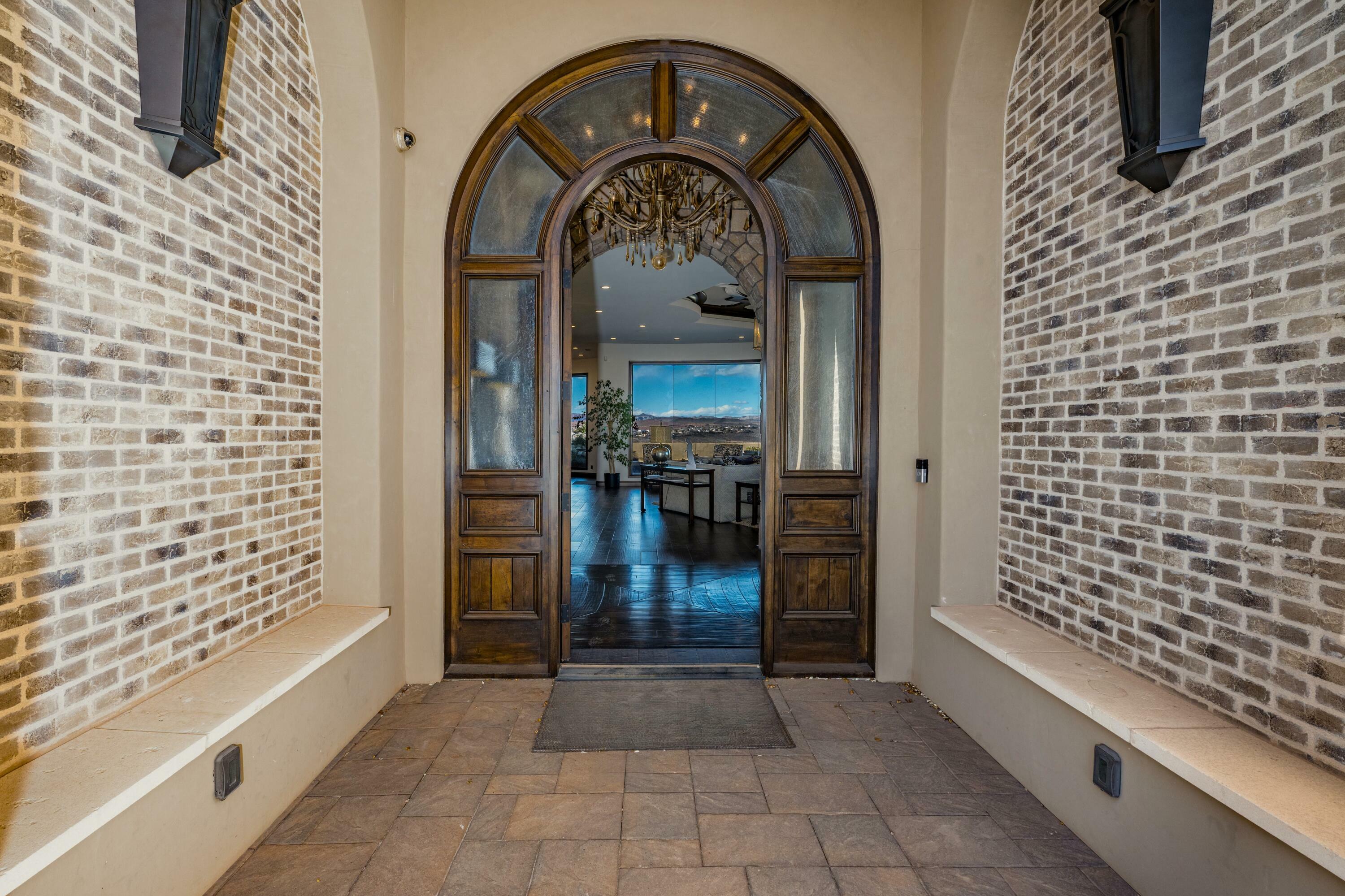 Property Photo: 2627 E Diamond Ridge Cir UT 84790