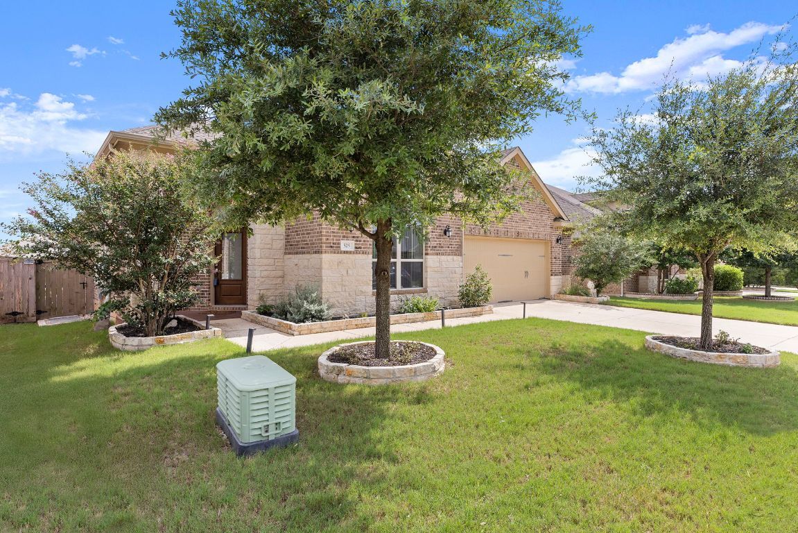 Property Photo:  525 Scenic Bluff Drive  TX 78628 