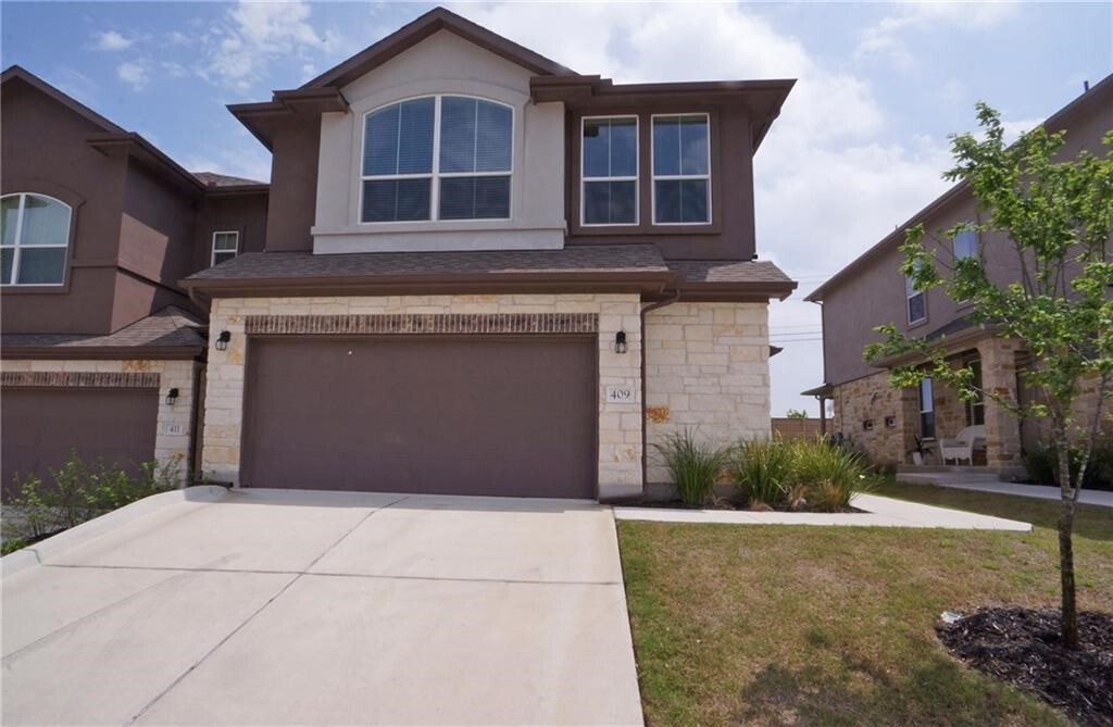 Property Photo: 409 Epiphany Lane TX 78660