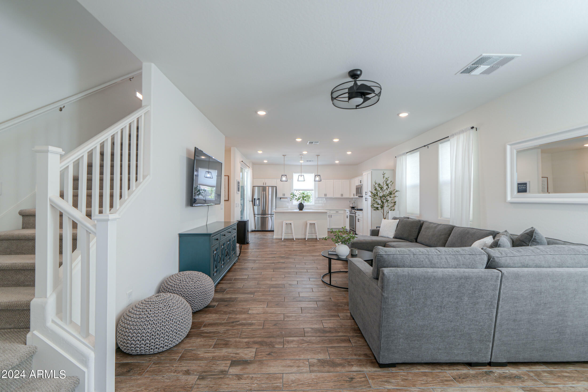 Property Photo: 1901 W 23rd Avenue AZ 85120