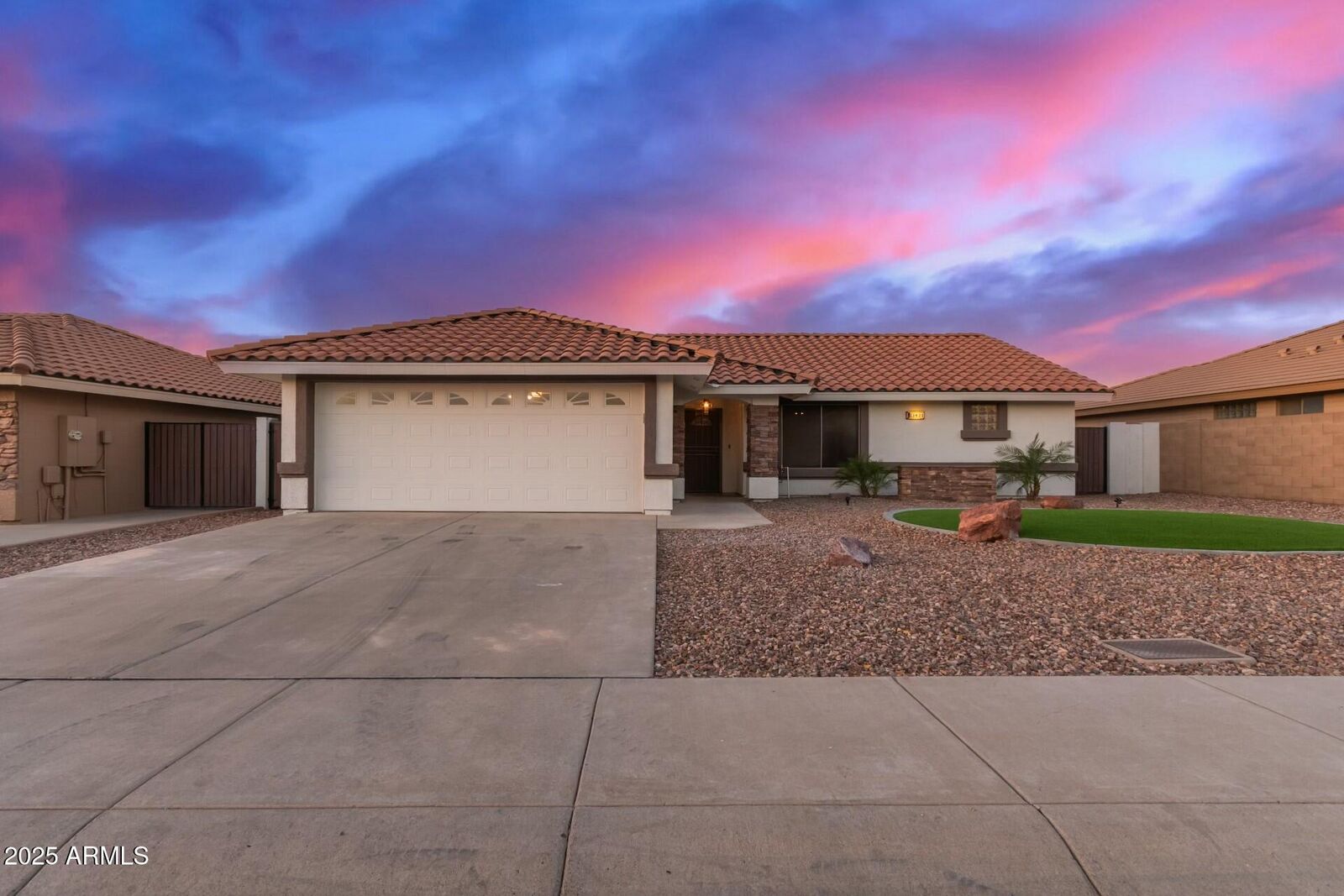 Property Photo: 11430 E Neville Avenue AZ 85209