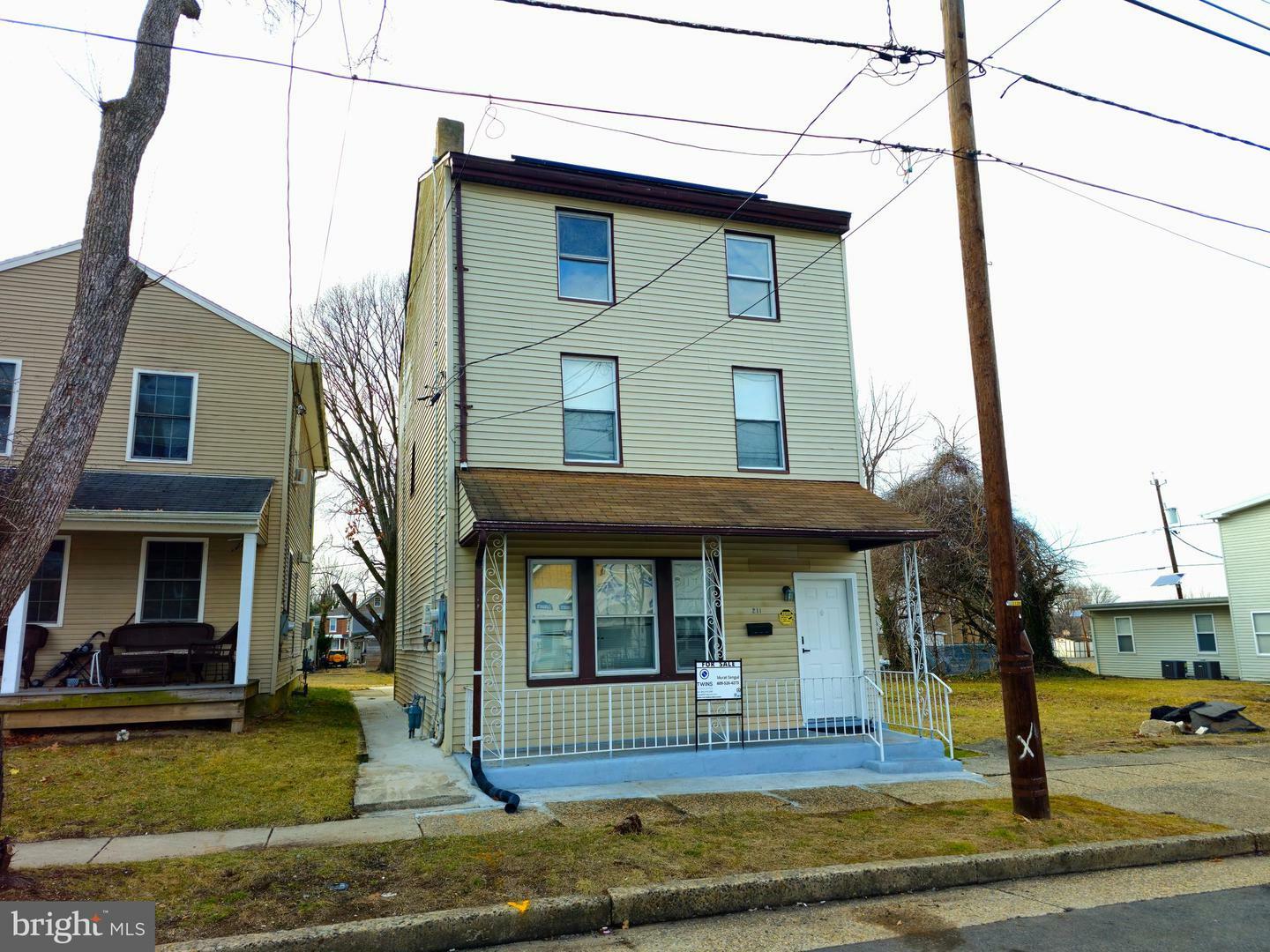 Property Photo:  211 Broad Street  NJ 08010 