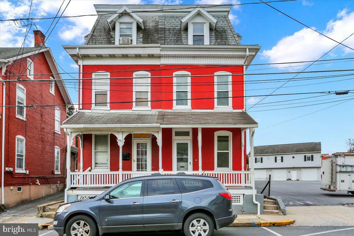 Property Photo:  16 S Hull Street  PA 19608 