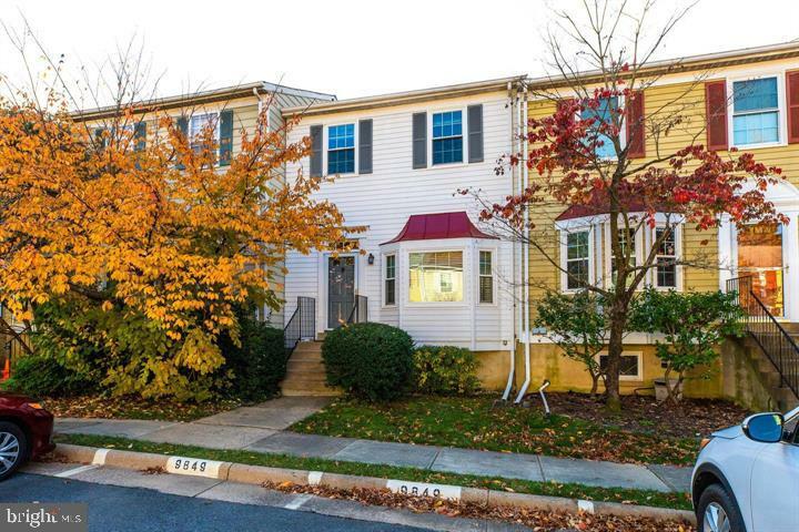 9849 Oakdale Woods Court  Vienna VA 22181 photo