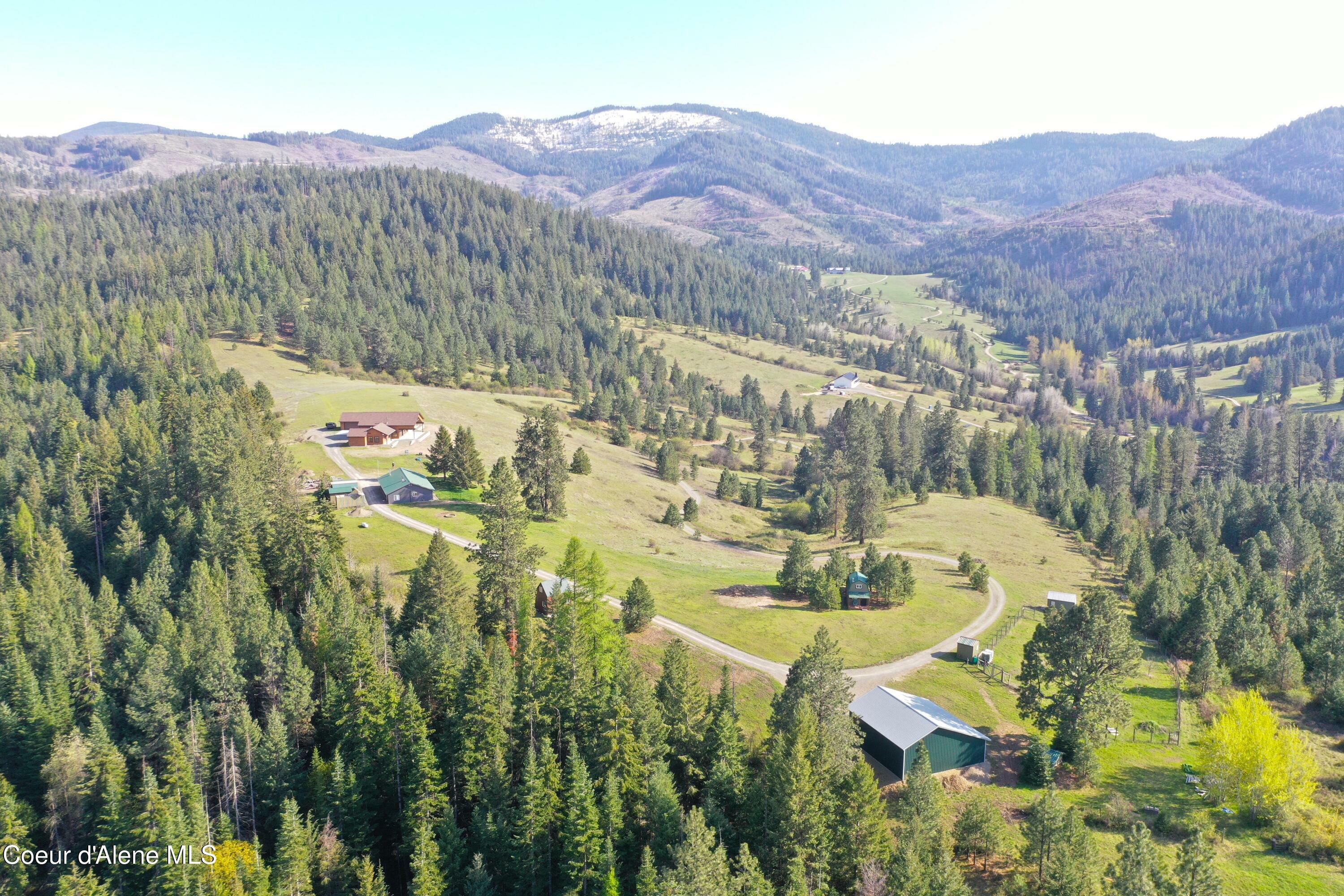 Property Photo: 26706 S Willow Creek Rd ID 83842
