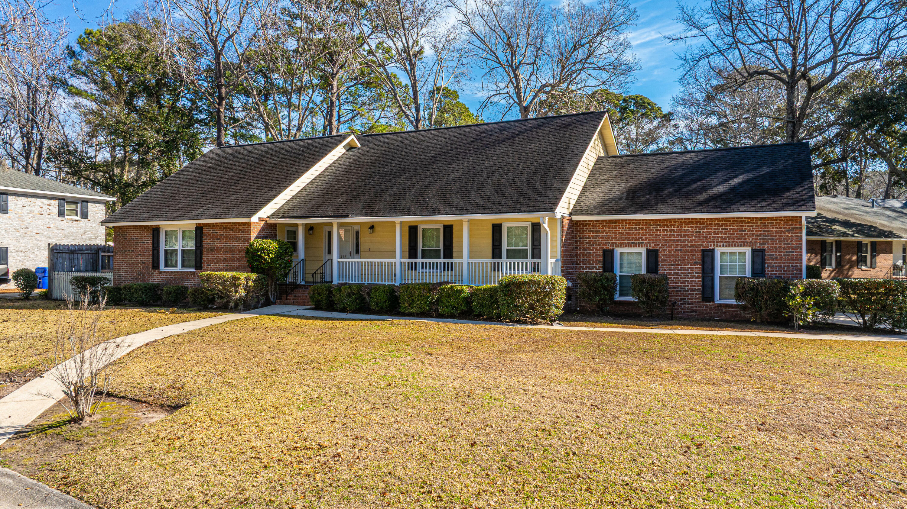 Property Photo:  476 E Wimbledon Drive  SC 29412 