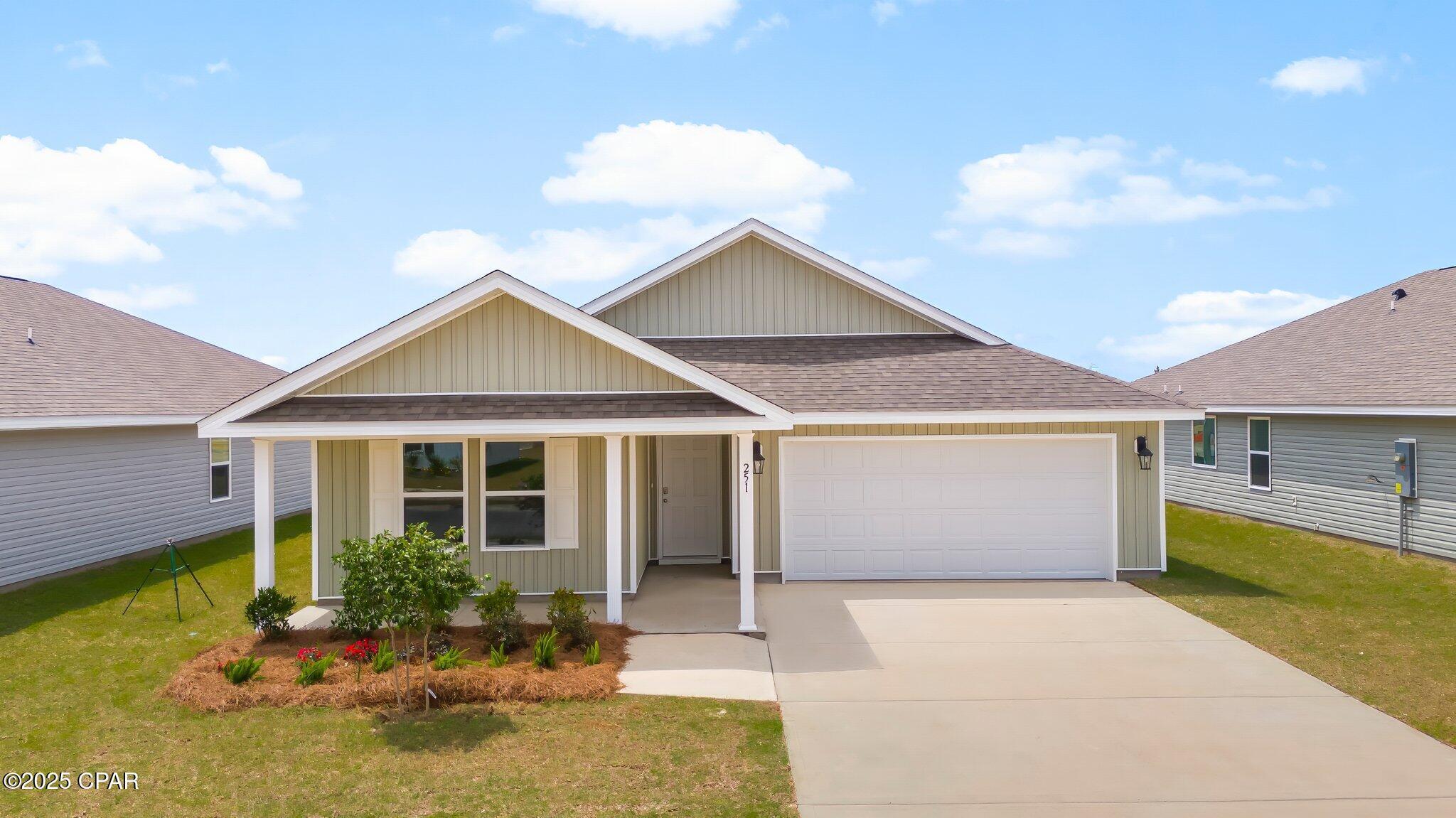 Property Photo: 251 Lawton Branch Way FL 32404