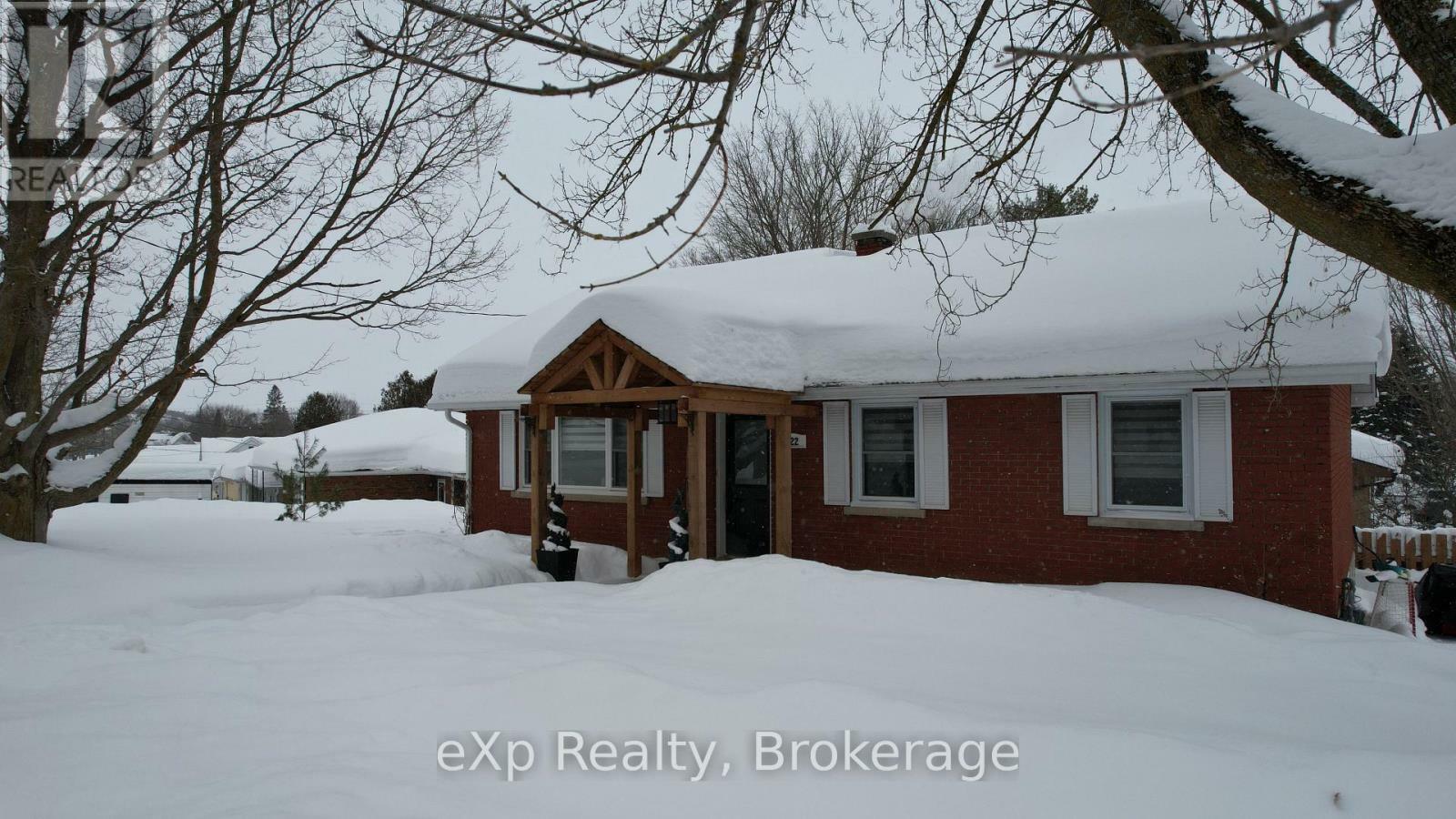 Property Photo:  522 McNab Street  ON N0G 2V0 