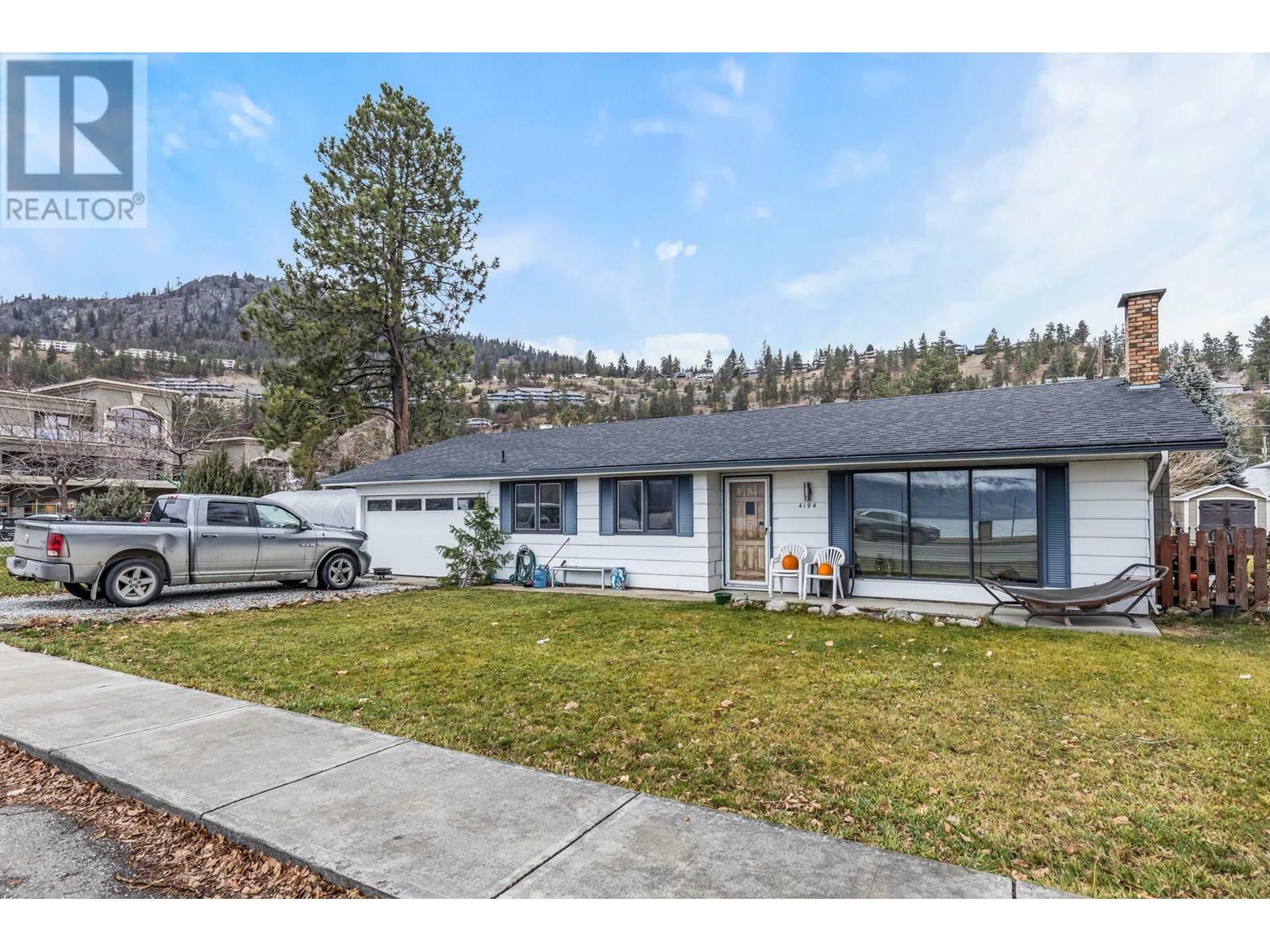 Property Photo: 4194 Beach Avenue BC V0H 1X6