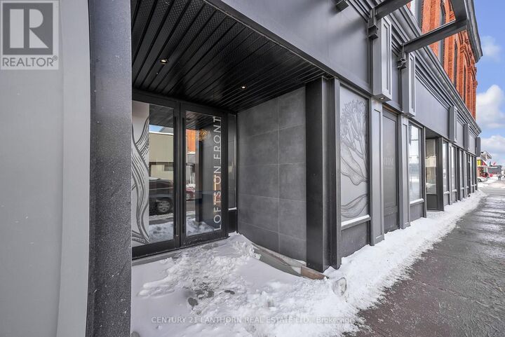 Property Photo:  38 Front Street Unit # 6  ON K8N 4N2