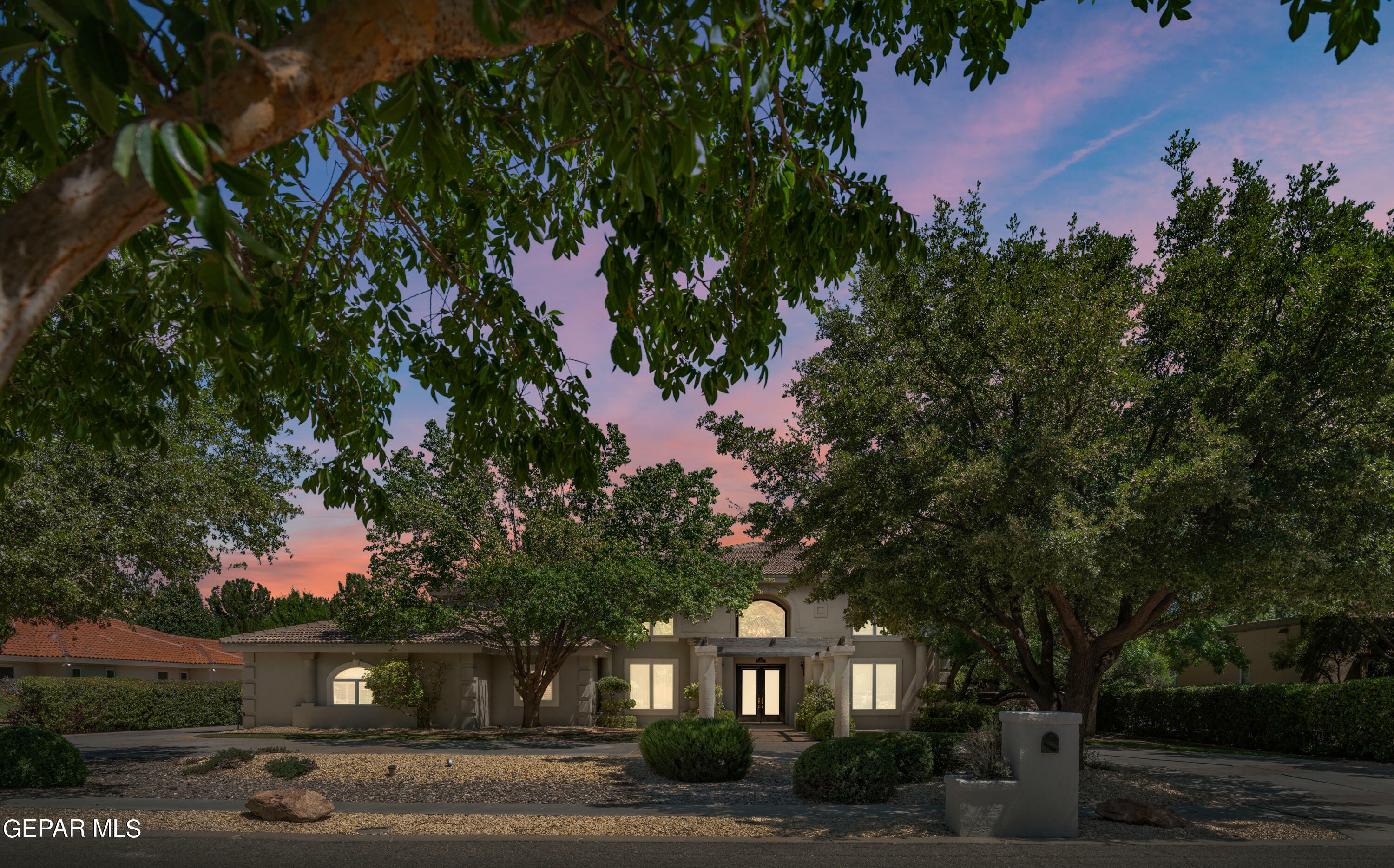 Property Photo:  813 Rosinante Road  TX 79922 