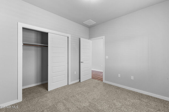 Property Photo:  937 Nayland Place  TX 79928 