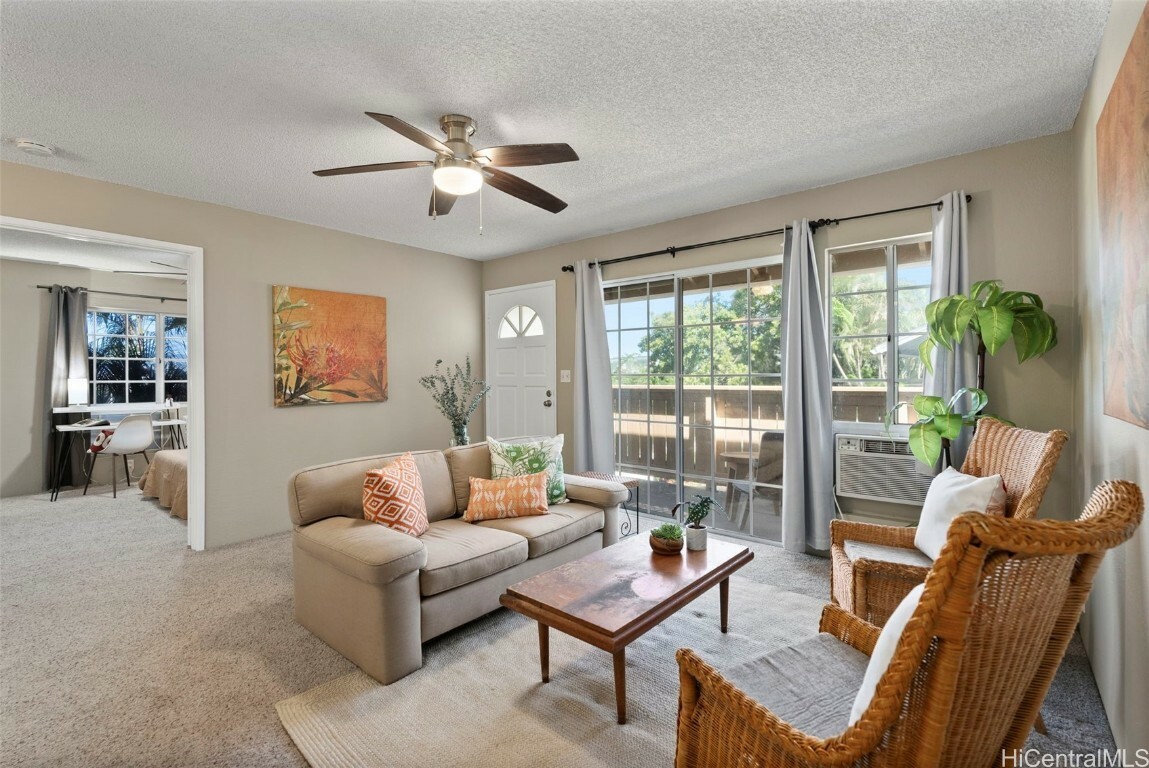 287 Mananai Place 48U  Honolulu HI 96818 photo