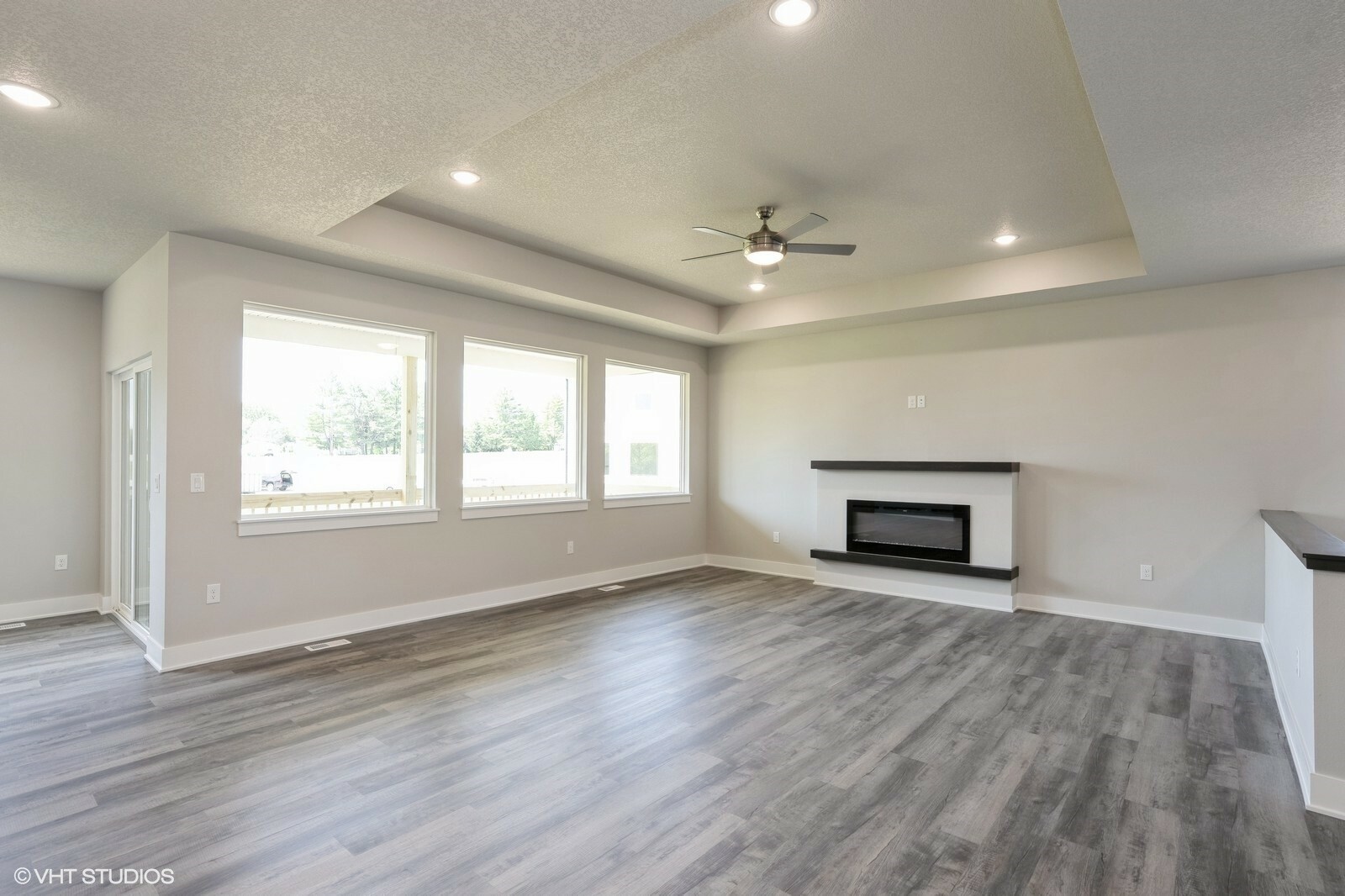 Property Photo:  1020 2nd Street NE  IA 50009 
