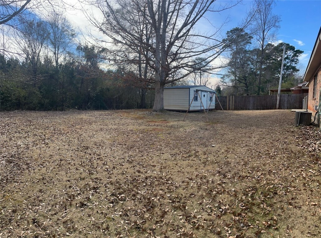 Property Photo:  807 Lake Condy Road  AL 36801 