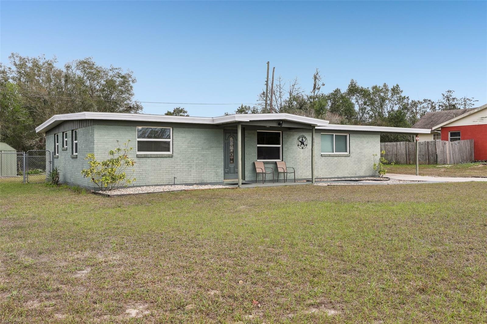 Property Photo:  848 Casselberry Drive  FL 33853 