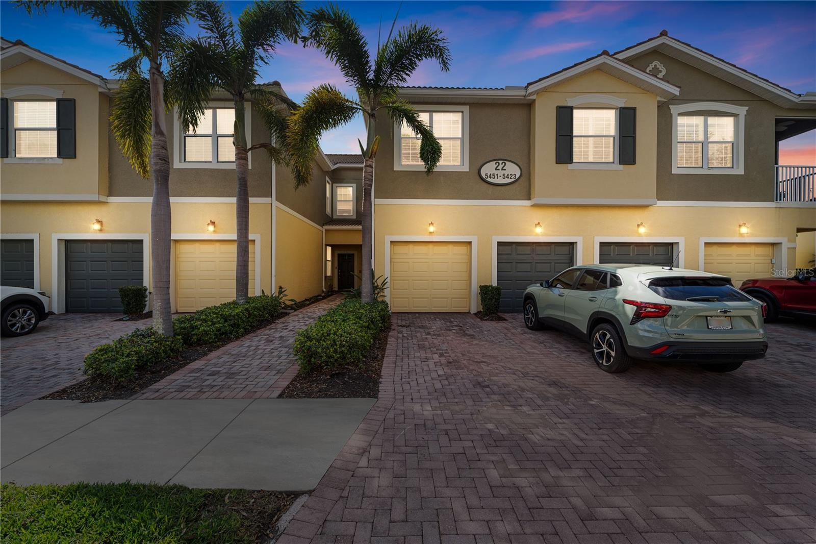 Property Photo: 5435 Soapstone Place 22-103 FL 34233