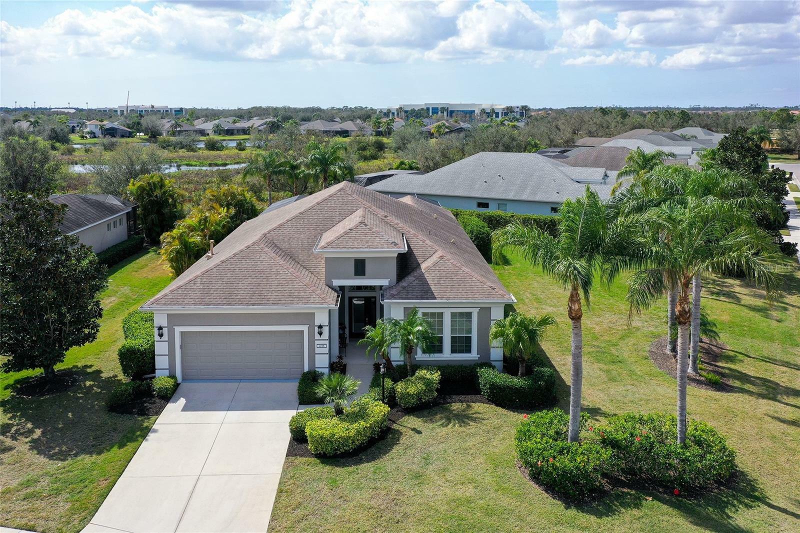 Property Photo:  4718 Claremont Park Drive  FL 34211 